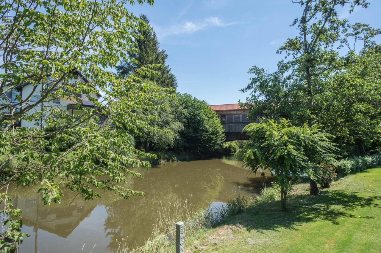 Haus Schussenblick Og Apartamento Eriskirch Exterior foto