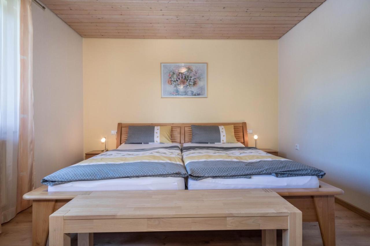 Haus Schussenblick Og Apartamento Eriskirch Exterior foto